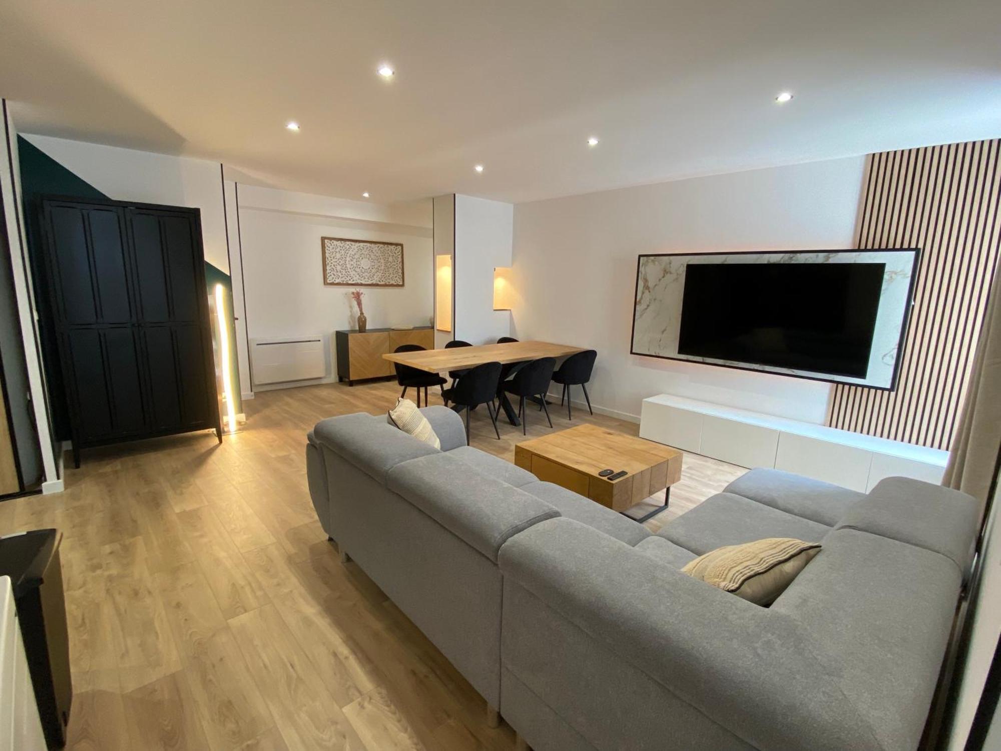 Apartamento Madonna Elegance, Proche Sanctuaire, 95M2 Lourdes Exterior foto