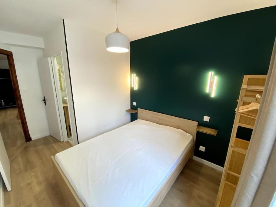 Apartamento Madonna Elegance, Proche Sanctuaire, 95M2 Lourdes Exterior foto